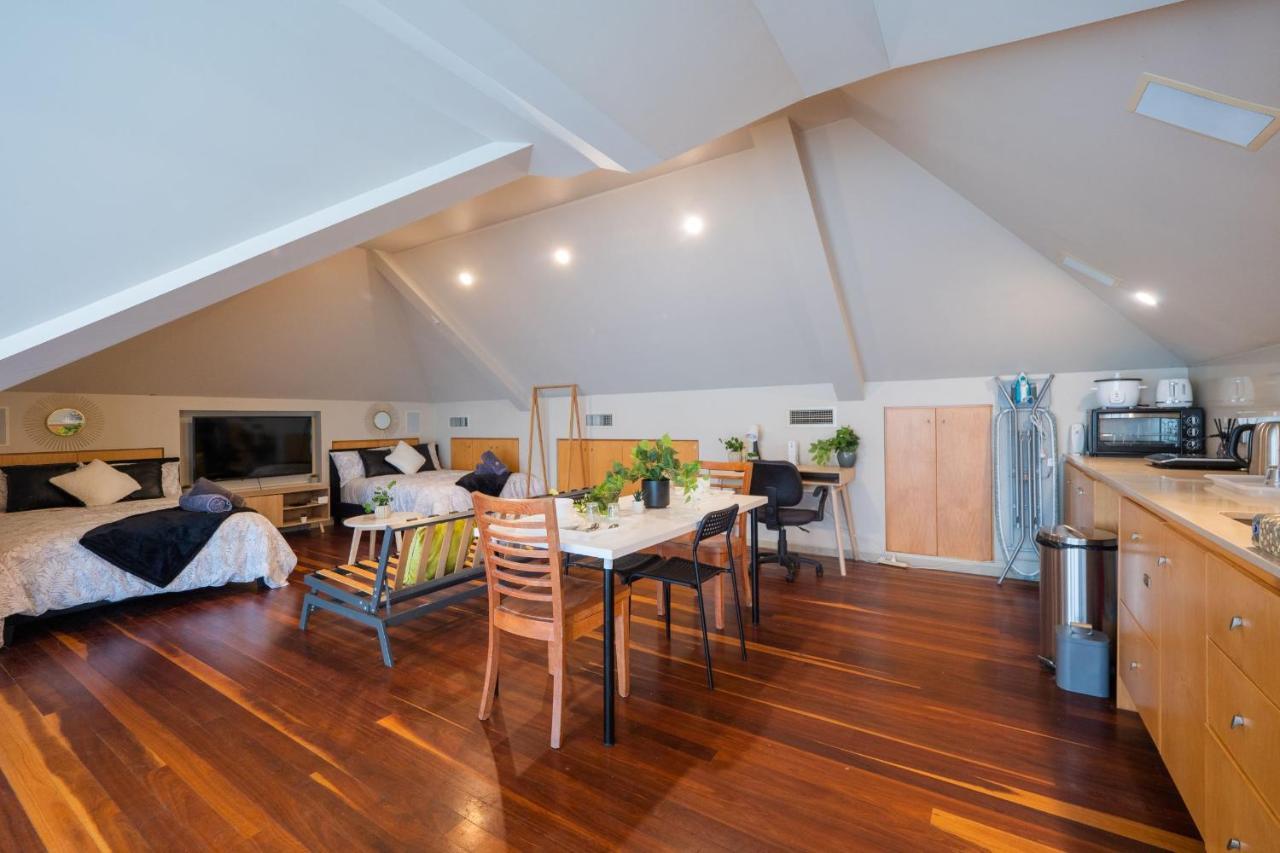 Quiet Private Studio In Strathfield With Kitchenette And Private Bathroom 3Min To Station Sleeps 6 Sídney Exterior foto