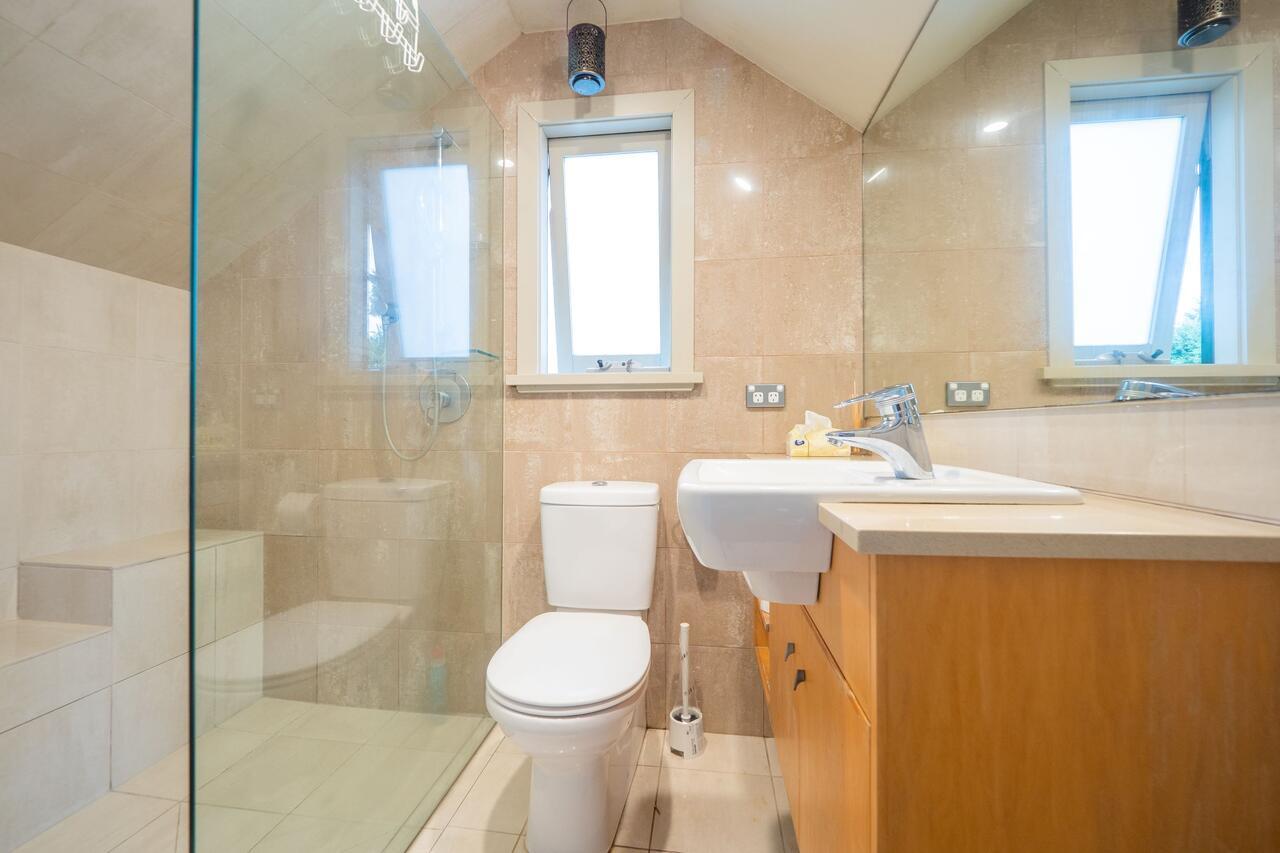 Quiet Private Studio In Strathfield With Kitchenette And Private Bathroom 3Min To Station Sleeps 6 Sídney Exterior foto